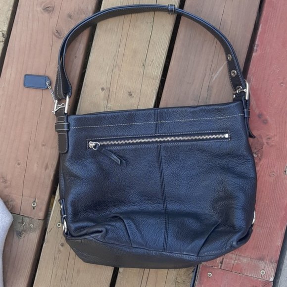 Coach Hobo Bag Pebble Texture Black Leather Style F15064 - Picture 1 of 7